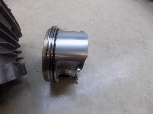 Honda XR600R Cylinder Jug w/ Piston XR 600r r 1997