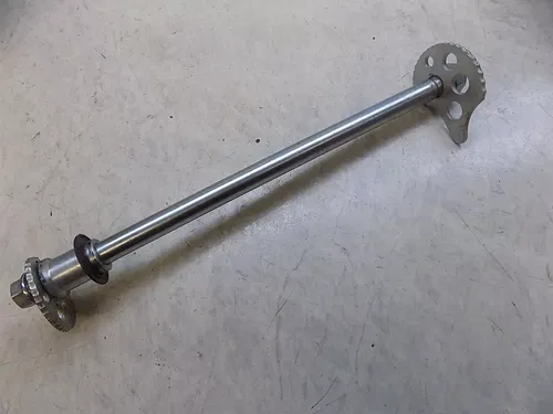 Yamaha TW200 Rear Wheel Axle Bolt   TW 200 2024 low miles