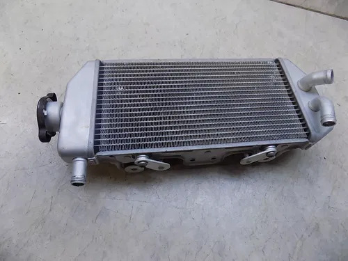 Yamaha YZ250F Right Side Fill Radiator YZ 250f f 2007 - 2009'
