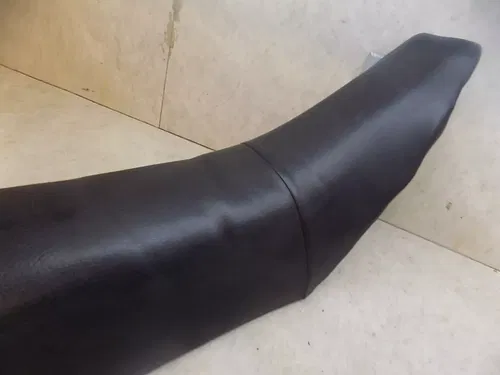 Kawasaki KX250 seat     KX 250 1992