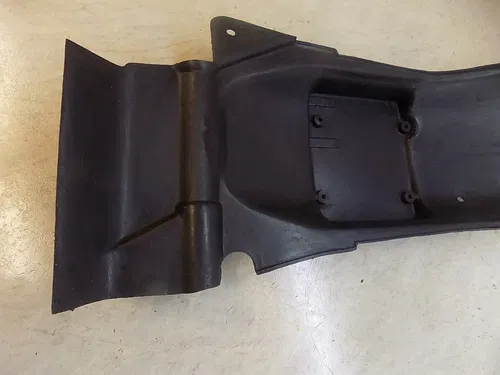 Yamaha RZ350 Inner Rear Fender Mudguard RZ 350 1984 1985 *