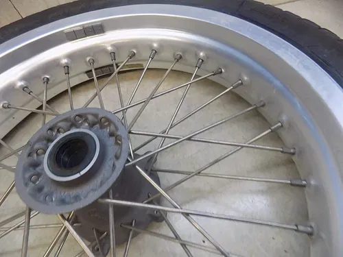 aprilia SXV550 Front Wheel   SVX 550 rxv 450 2007