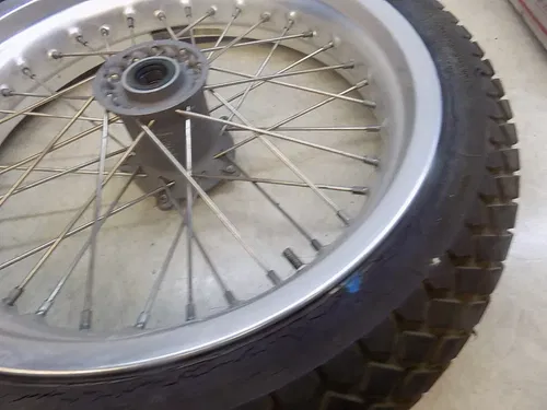 aprilia SXV550 Front Wheel   SVX 550 rxv 450 2007