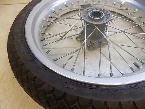 aprilia SXV550 Front Wheel   SVX 550 rxv 450 2007