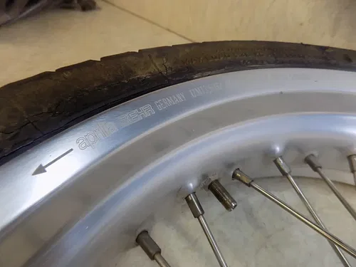 aprilia SXV550 Front Wheel   SVX 550 rxv 450 2007