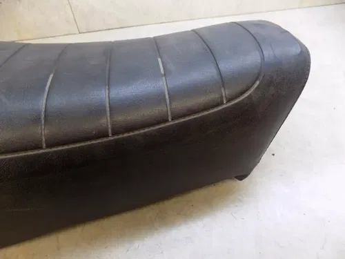 Husqvarna   Seat   1980 1981 CR  250 390