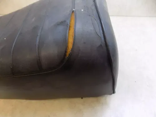 Husqvarna   Seat   1980 1981 CR  250 390