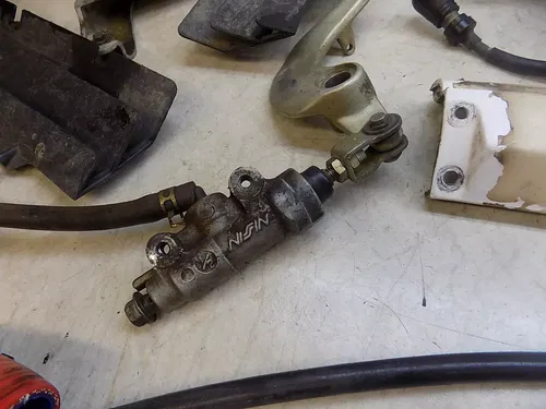 Yamaha YZ250 Nuts Bolts Parts Pieces Gears Hoses Misc Brake rear  YZ 250 2000