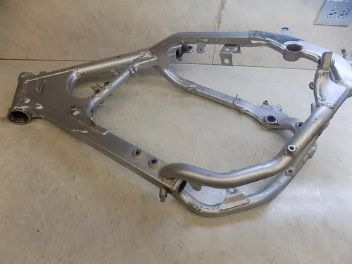Honda XR400 Frame XR 400 2000 low hours!