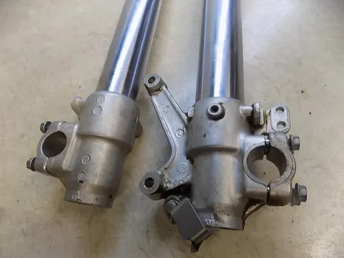 Kawasaki KX500 Front Forks    KX 500 2002