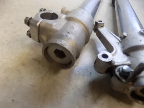 Kawasaki KX500 Front Forks    KX 500 2002