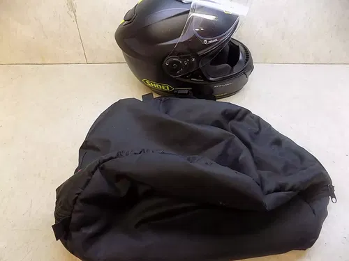 GT Air Helmet Size Medium M w/ Cover