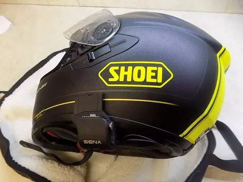 GT Air Helmet Size Medium M w/ Cover