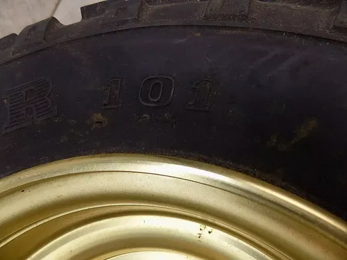 Honda ATC250R Gold Front Wheel w/ OHTSU Tire ATC 250R 1985 R