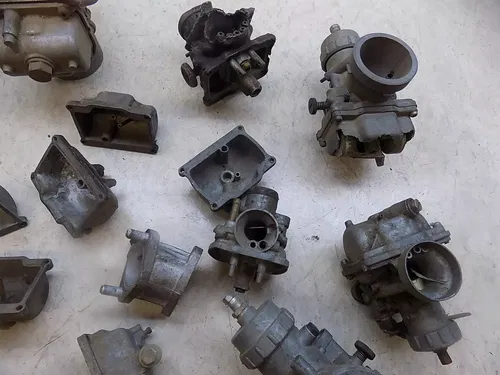 Lot of 8 Kawasaki Mikuni Carburetors / Parts from the 1970's