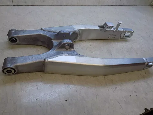 Honda CRF450R Swingarm rear arm   CRF 450R R 2023 new