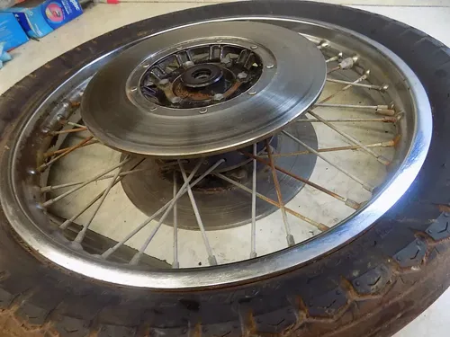 Kawasaki H2 750 Front Wheel w/ Discs  1972