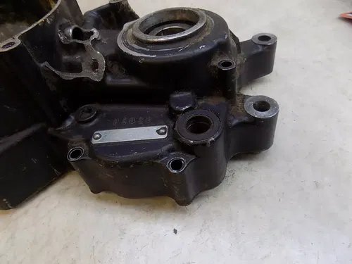Honda CR500 Left engine Case Half CR 500 1984 *has damage*