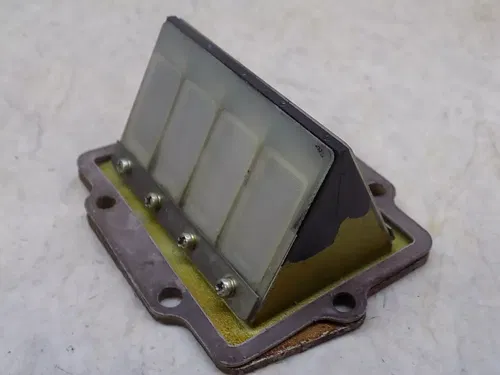 KawasakI KX500 Intake Cage Manifold    KX 500 1988