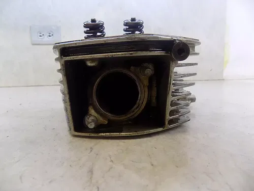 BMW R1200GS Engine Head Left side   R 1200GS GS 2005