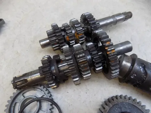 Yamaha TTR230 Transmission w/ Engine Parts   TTR 230 2005