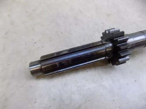 Honda CR500 Transmission Counter  shaft  CR 500 1989-2001