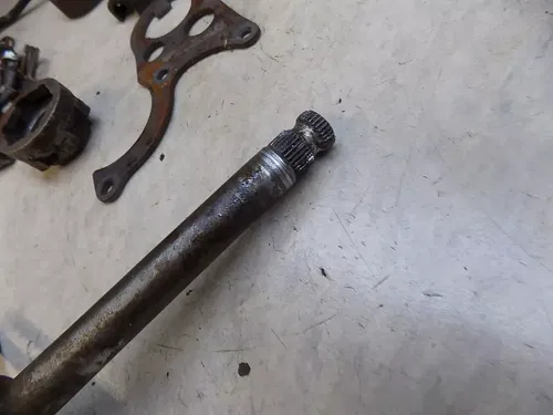 Honda CR500 Shift Shaft w/ plate misc parts  CR 500 1984
