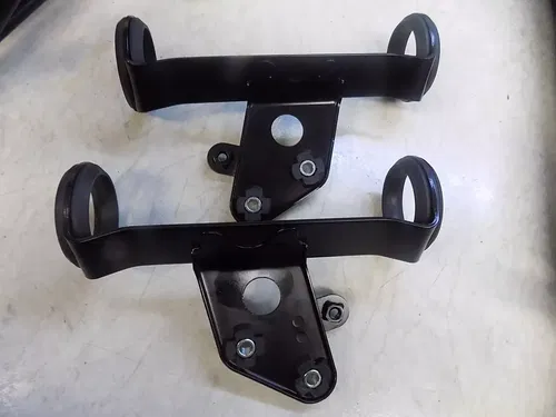 Suzuki DR650SE Front Fork Brackets set  DR 650 se 650se 2025 NEW