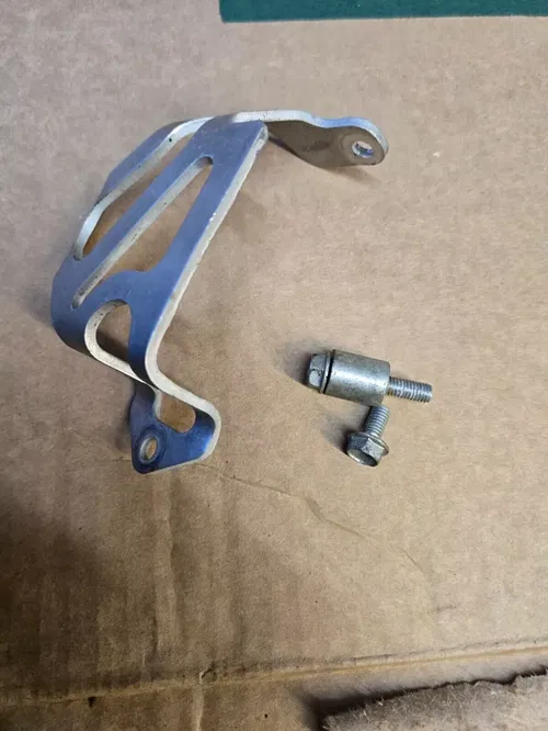 Honda XR600R Rear Brake Caliper Guard   XR 600R R 1997 MINT