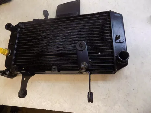 Suzuki VStrom OEM Radiator  V strom 650 2009 low mile