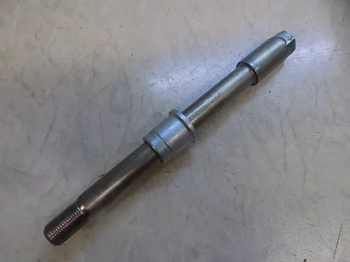 Suzuki DR650SE Front Wheel Axle Bolt    DR 650 se 650se 2025 NEW