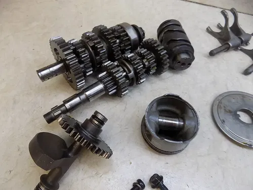 Yamaha TTR125 Transmission w/ Extra engine parts drum shaft shift  TTR 125 2005