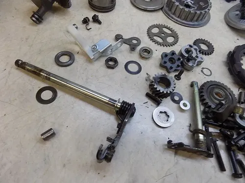 Yamaha TTR125 Transmission w/ Extra engine parts drum shaft shift  TTR 125 2005