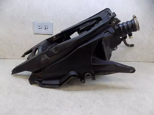 Husqvarna FC FX 450 Subframe w/ Airbox / Fender   FX450 2017