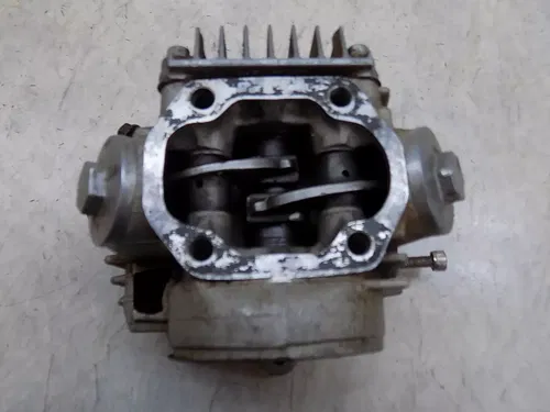 Honda CRF50 Engine head w/ kicker gear CRF 50