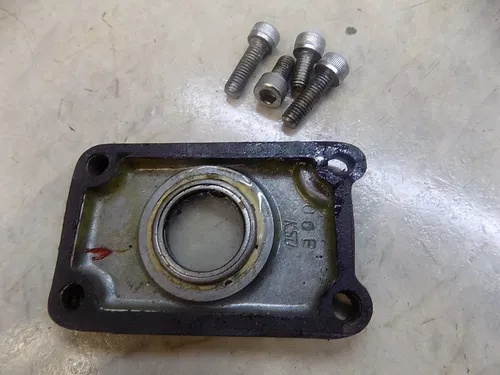 Suzuki LT500 Quadzilla Powervalve cover   LT 500 1987 eng