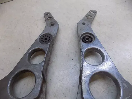 Yamaha RZ350 Rear Footpeg Set    RZ 350 1984 1985