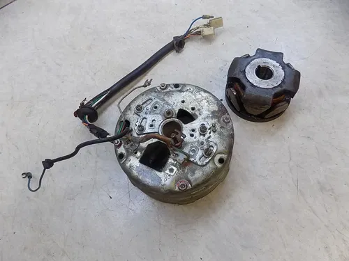 Yamaha RD350 Stator w/ Flywheel   RD 350 1974