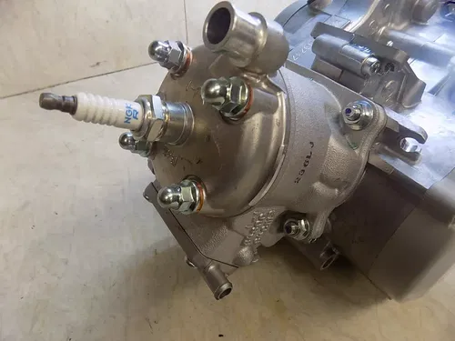 Yamaha YZ85 Engine Motor YZ 85 LW  2024 NEW