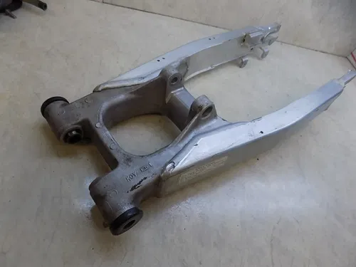 Honda XR400  Swingarm Swing arm    XR 400 2000 low hours!
