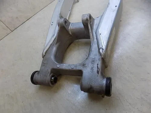Honda XR400  Swingarm Swing arm    XR 400 2000 low hours!