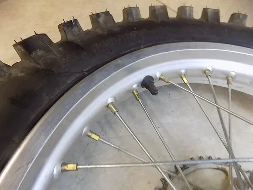 Honda XR400 Rear Wheel   XR 400 2000 LOW hours