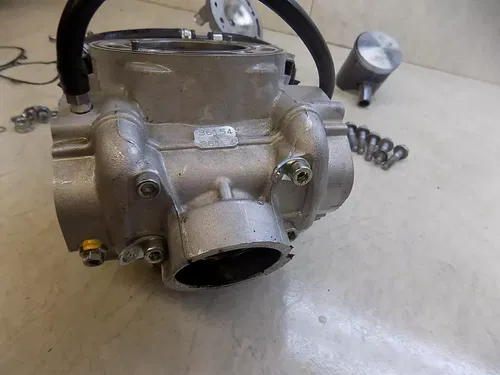 Husqvarna TE250i Top End Cylinder Head powervalve Injector    TE 250 i 2023 NEW