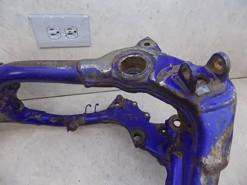 Yamaha YZ250 Frame   YZ 250 2000