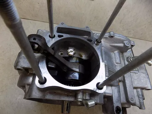 Honda XR650R Engine Motor Bottom End XR 650R R 2006 Low Hours