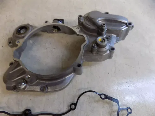 Husqvarna TC85 Inner Clutch Cover  TC 85 2023 eng ktm