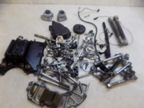 Triumph T100 Engine Parts pieces bolts covers misc   Bonneville 2014 low miles