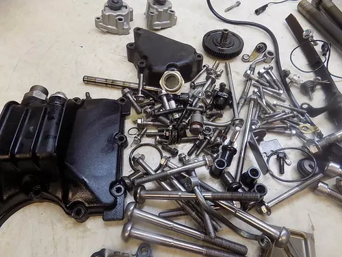Triumph T100 Engine Parts pieces bolts covers misc   Bonneville 2014 low miles