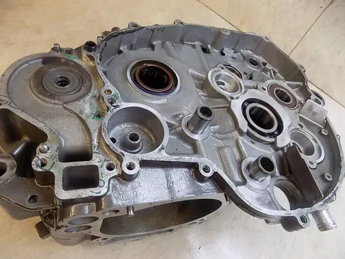 KTM 690 Enduro Engine Case Halves Set Left Right half     2013