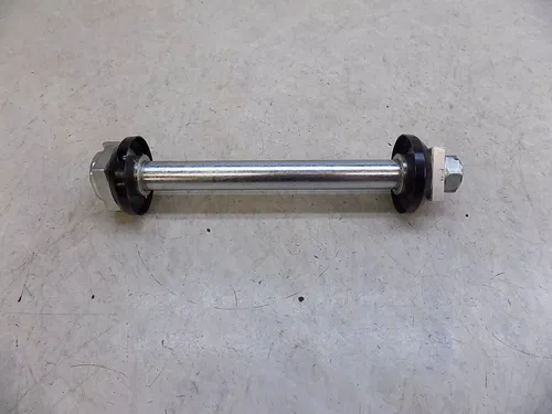 Yamaha YZ250X Rear Wheel Axle Bolt w/ spacers / blocks   YZ 250 x 2024 New